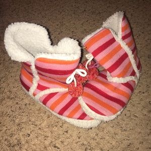 Fuzzy Boots Slippers Candy Cane Sherpa Size 8